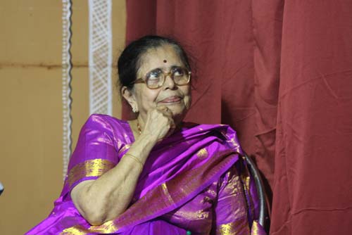 Jyotsna Kamat Pictures 