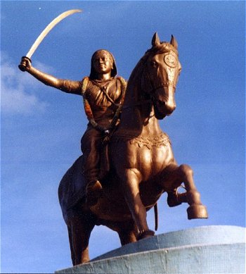 Statue of Kitturu Chennamma  
