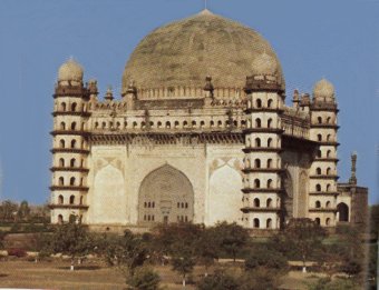 The Gol Gumaz of Bijapur