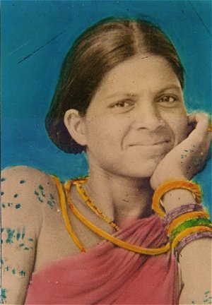 Patel`s Wife, Village of Bhanker