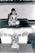 Same Platform -- Jain and Hindu Dieties
