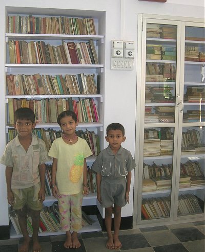 Kids at Kamat Memorial Library